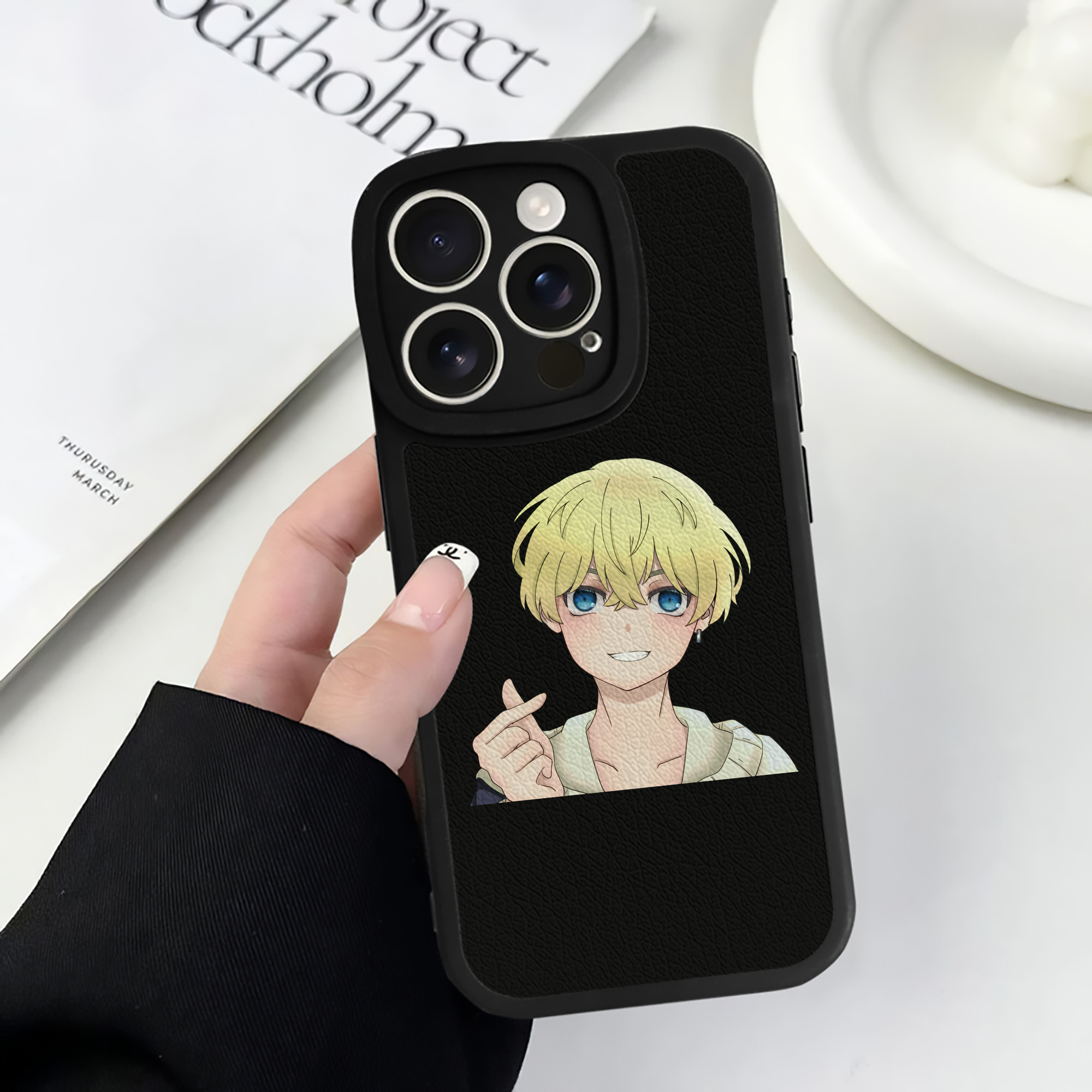 （画像用） 東京リベンジャーズ Tokyo Revengers 【iPhone 16シリーズ対応】シリコンスマホケース（レザー調） 材質：シリコン